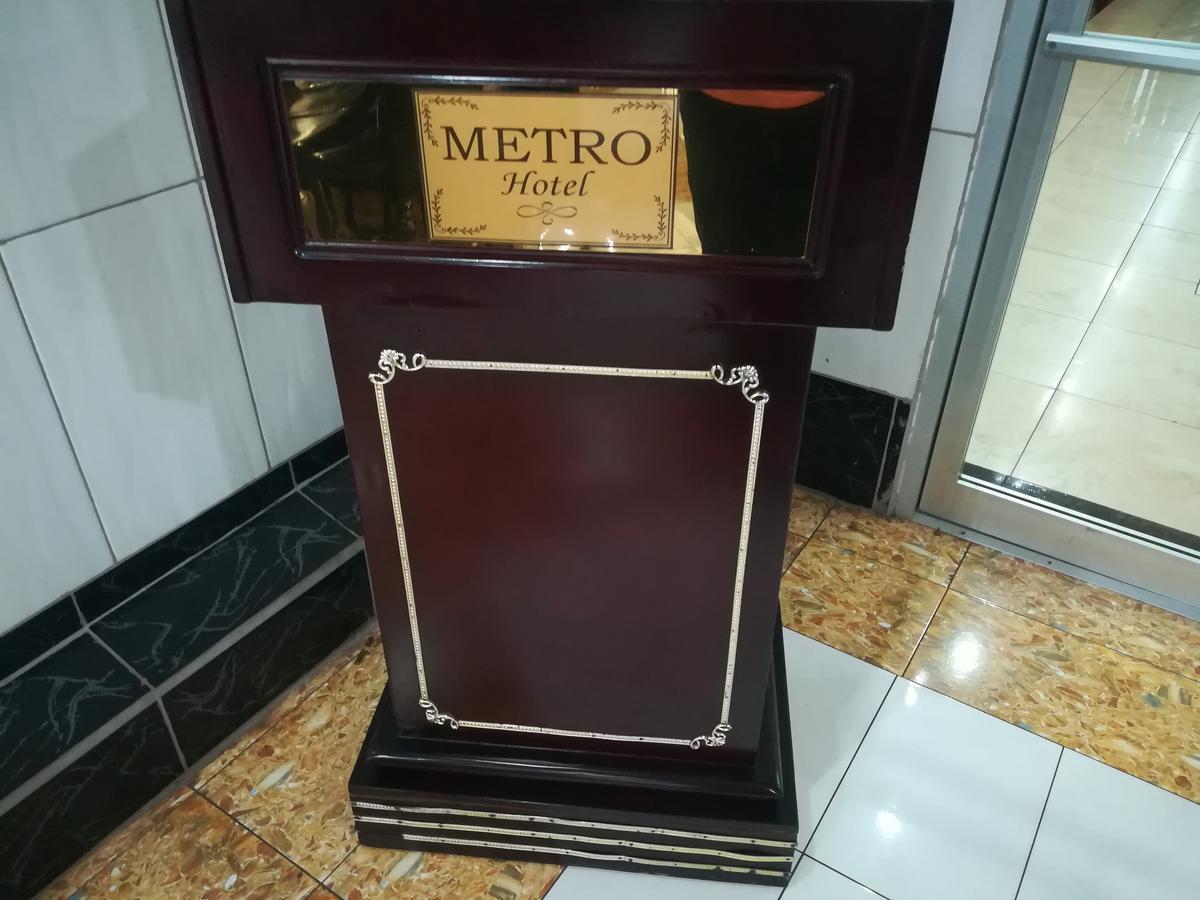Metro Hotel Couva Exterior foto